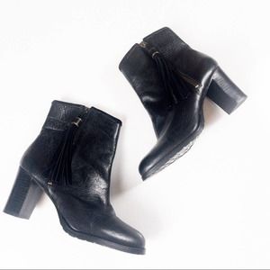 Lauren Ralph Lauren Carah Leather Boots with Tassle Zipper Black